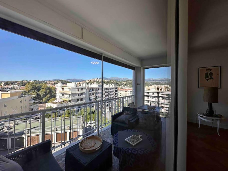 Appartement Cyrille Besset - T2 Avec Balcon